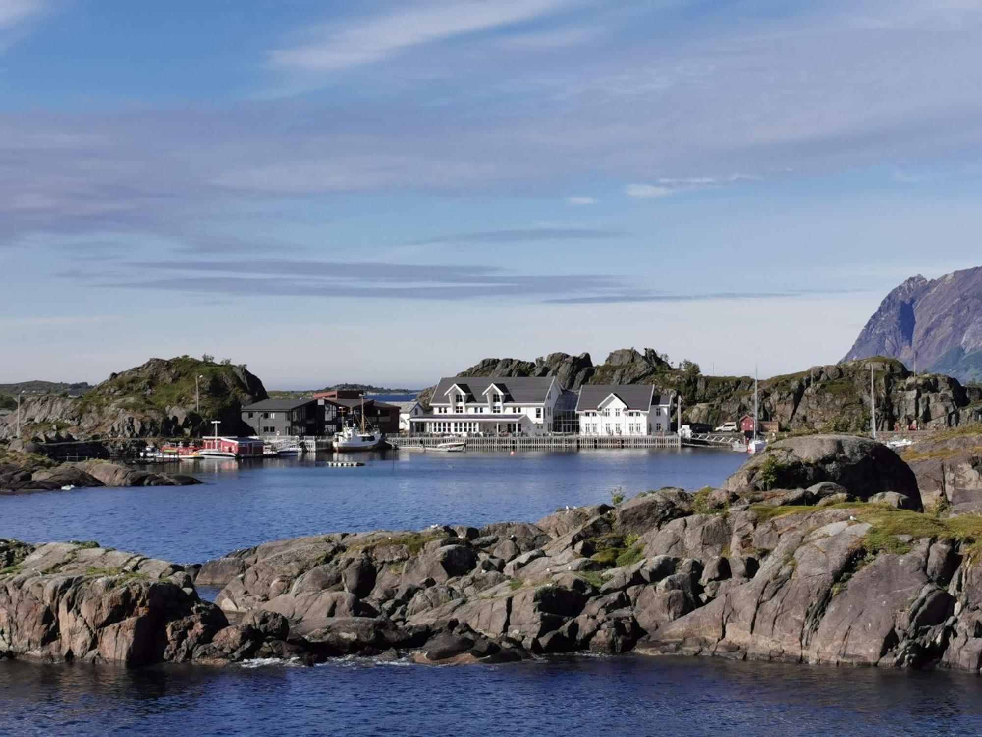 Ferrytale, Cozy, Spacious House On Senja Gryllefjord Exterior photo